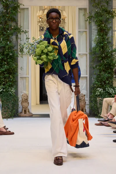 Look 59